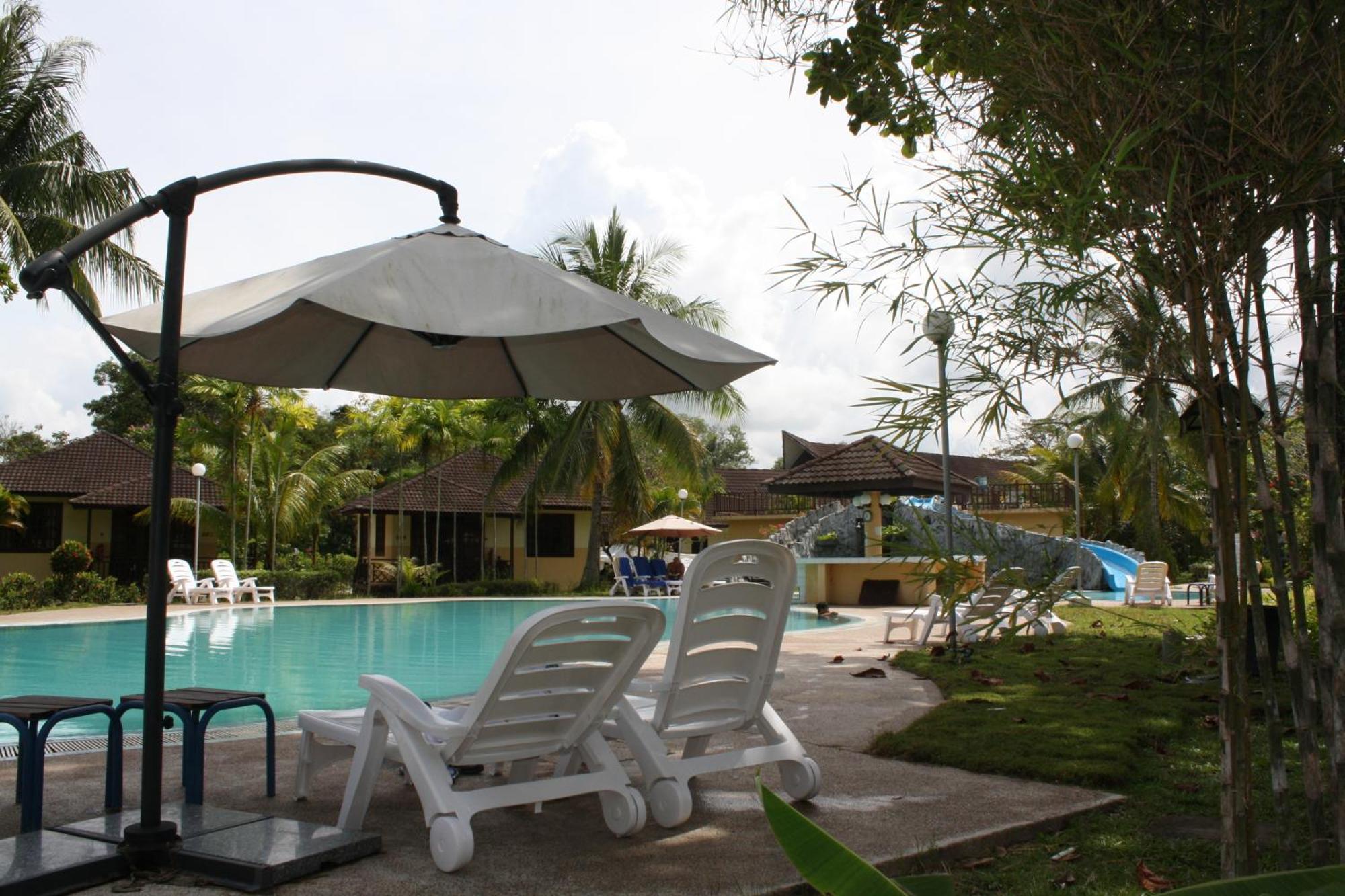 Beringgis Beach Resort & Spa Papar Exteriér fotografie